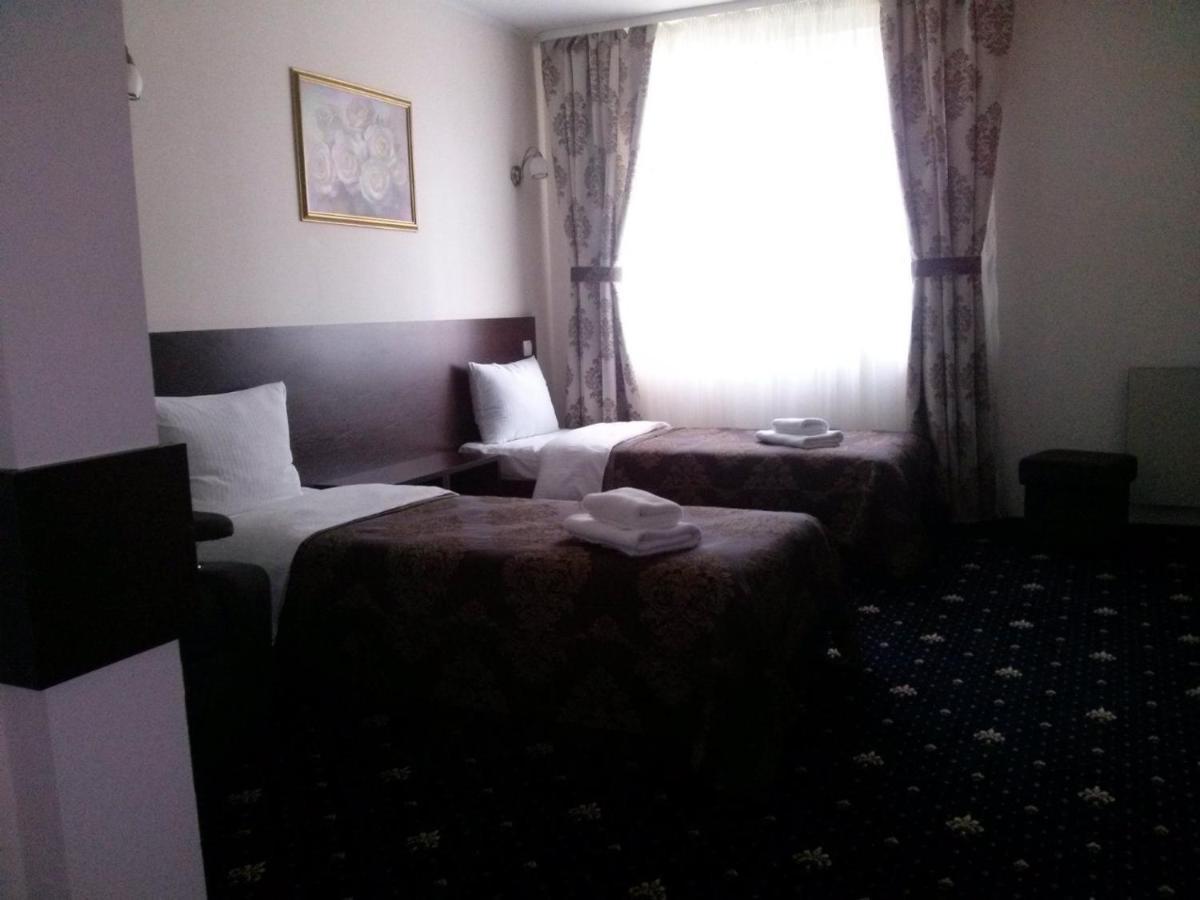 Faraon Hotel Ivano-Frankivszk Kültér fotó