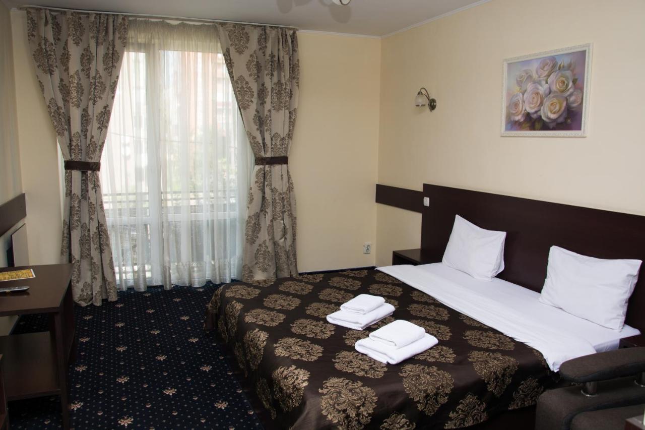 Faraon Hotel Ivano-Frankivszk Kültér fotó