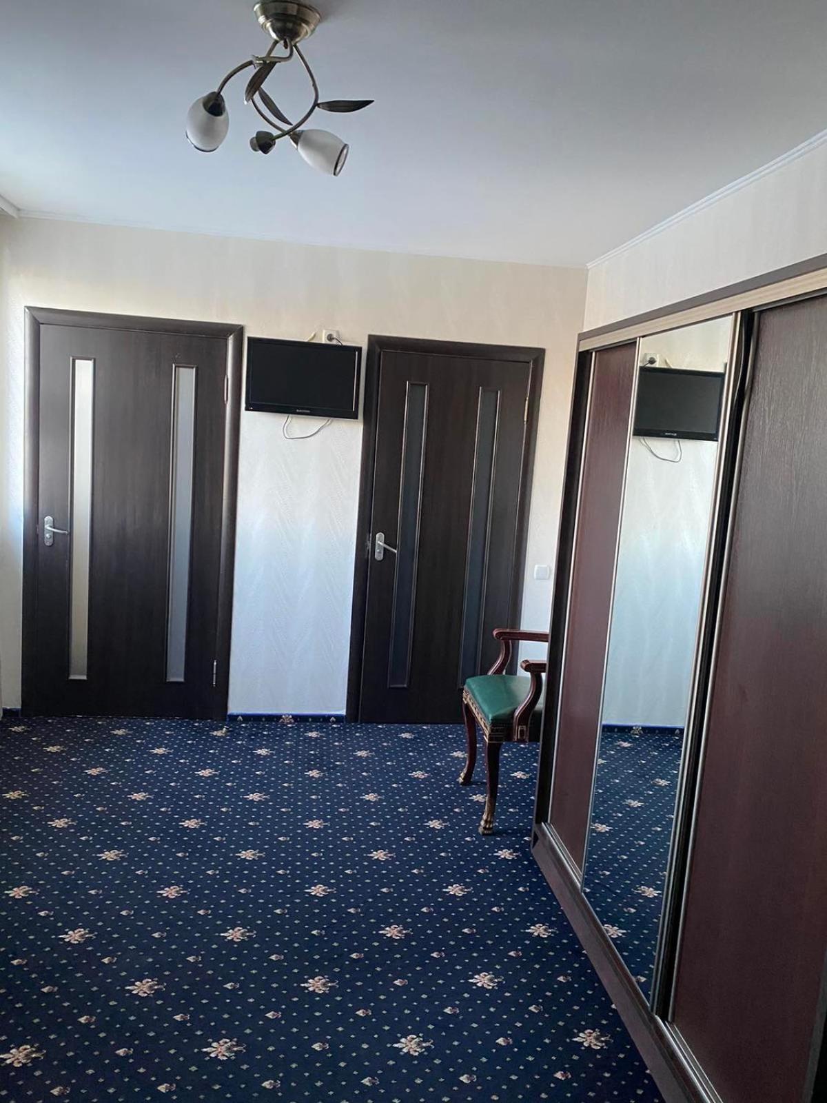 Faraon Hotel Ivano-Frankivszk Kültér fotó