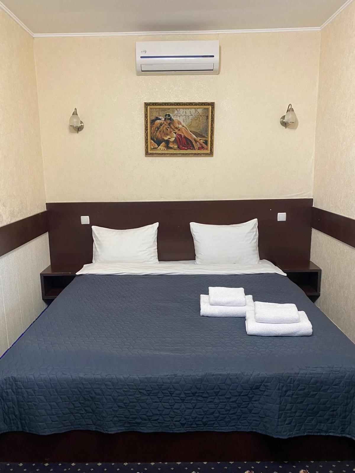Faraon Hotel Ivano-Frankivszk Kültér fotó